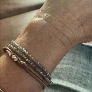 Beautiful labradorite crystal silver and leather wrap bracelet